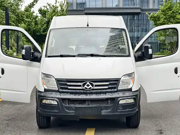 Maxus V80 2017