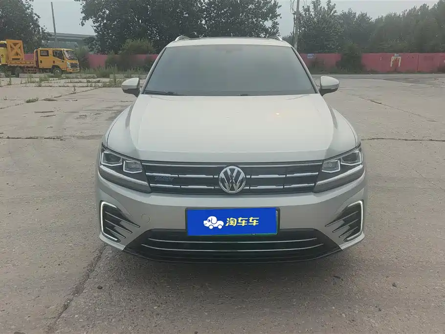 Volkswagen Tiguan L PHEV 2021 — фото 2