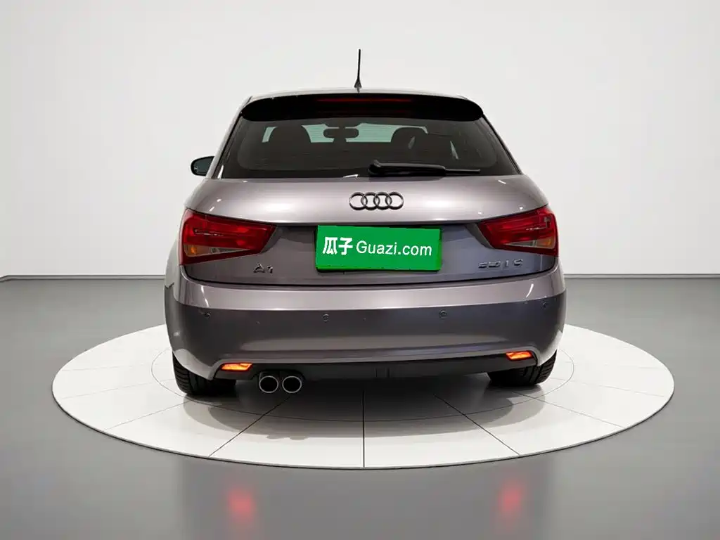 Audi A1 2016 — фото 9