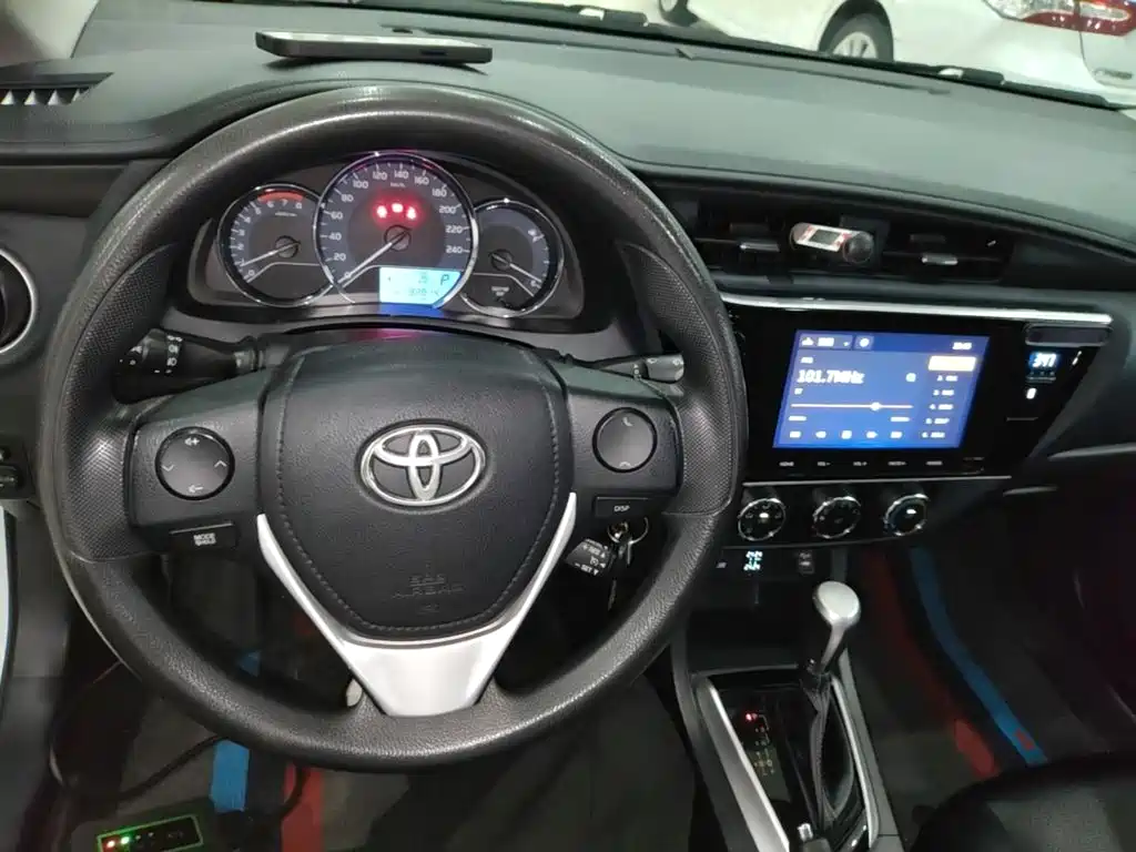 Toyota Levin 2018 — фото 10