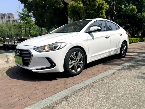 Hyundai Celesta 2018