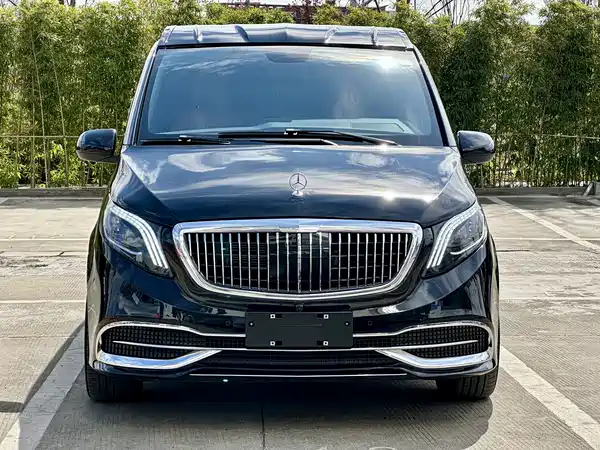 Mercedes-Benz Vito 2024