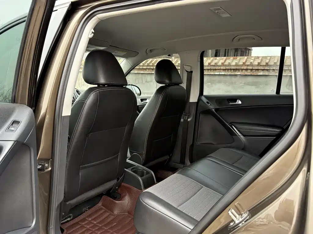 Volkswagen Tiguan 2016 — фото 12