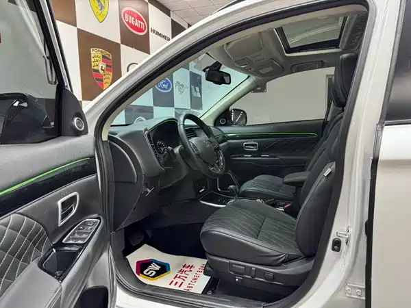 Mitsubishi Outlander 2022