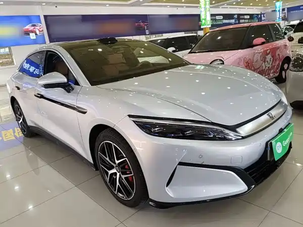 BYD Han L 2025