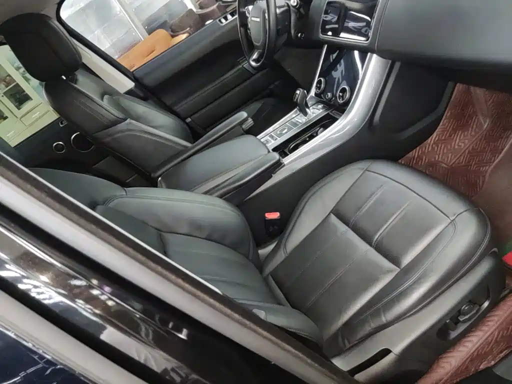 Land Rover Range Rover Sport 2020 — фото 25