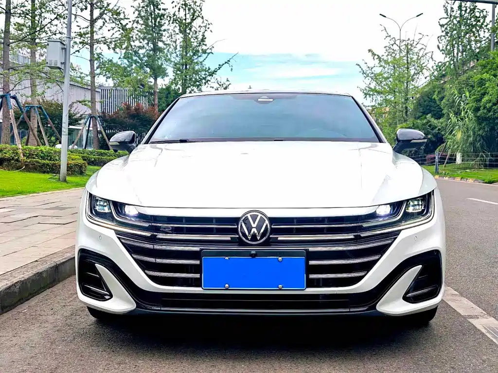 Volkswagen CC 2023 — фото 3