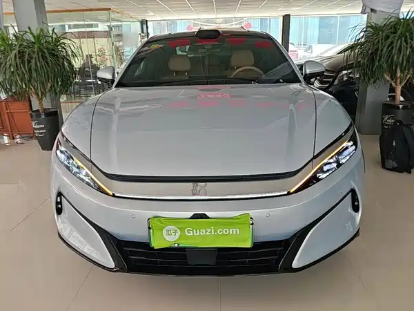BYD Han L 2025