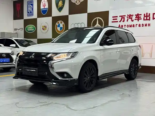 Mitsubishi Outlander 2022