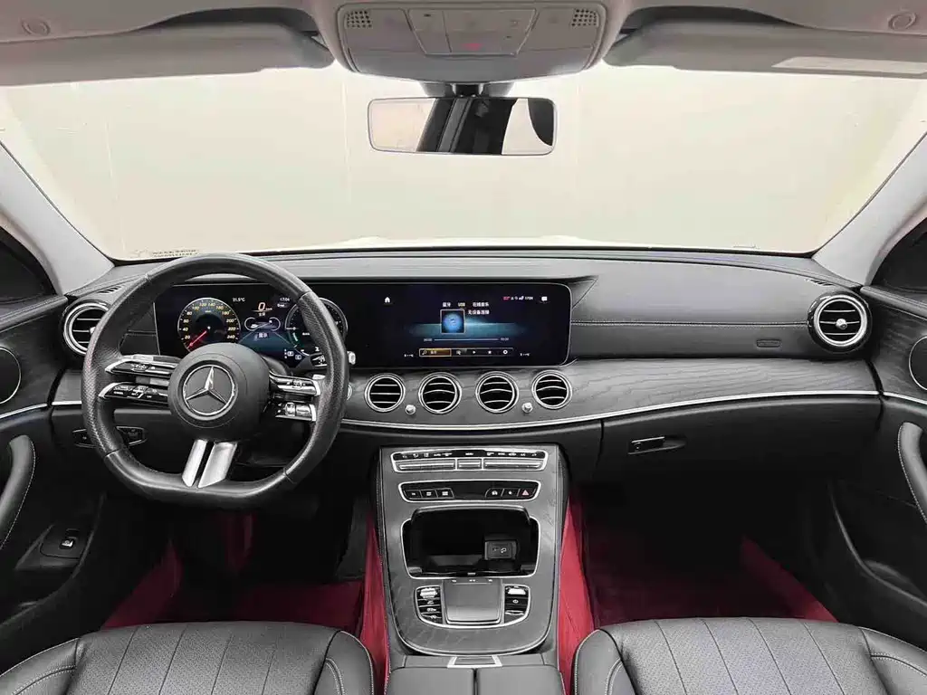 Mercedes-Benz E-Class 2024 — фото 14