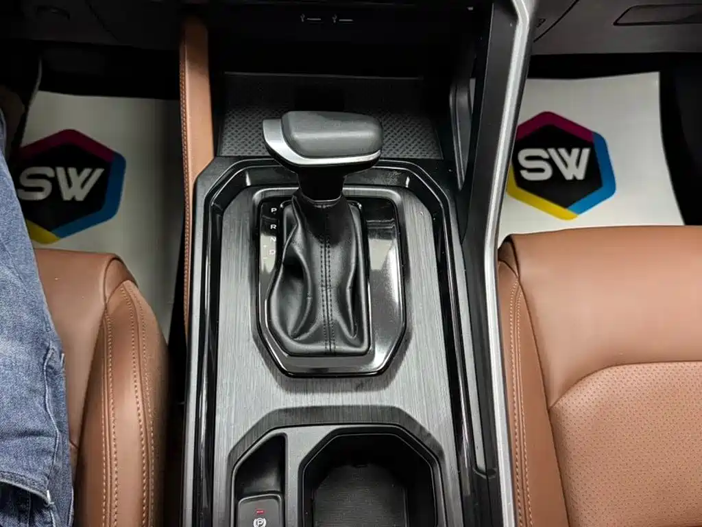 Geely Vision X6 2022 — фото 12
