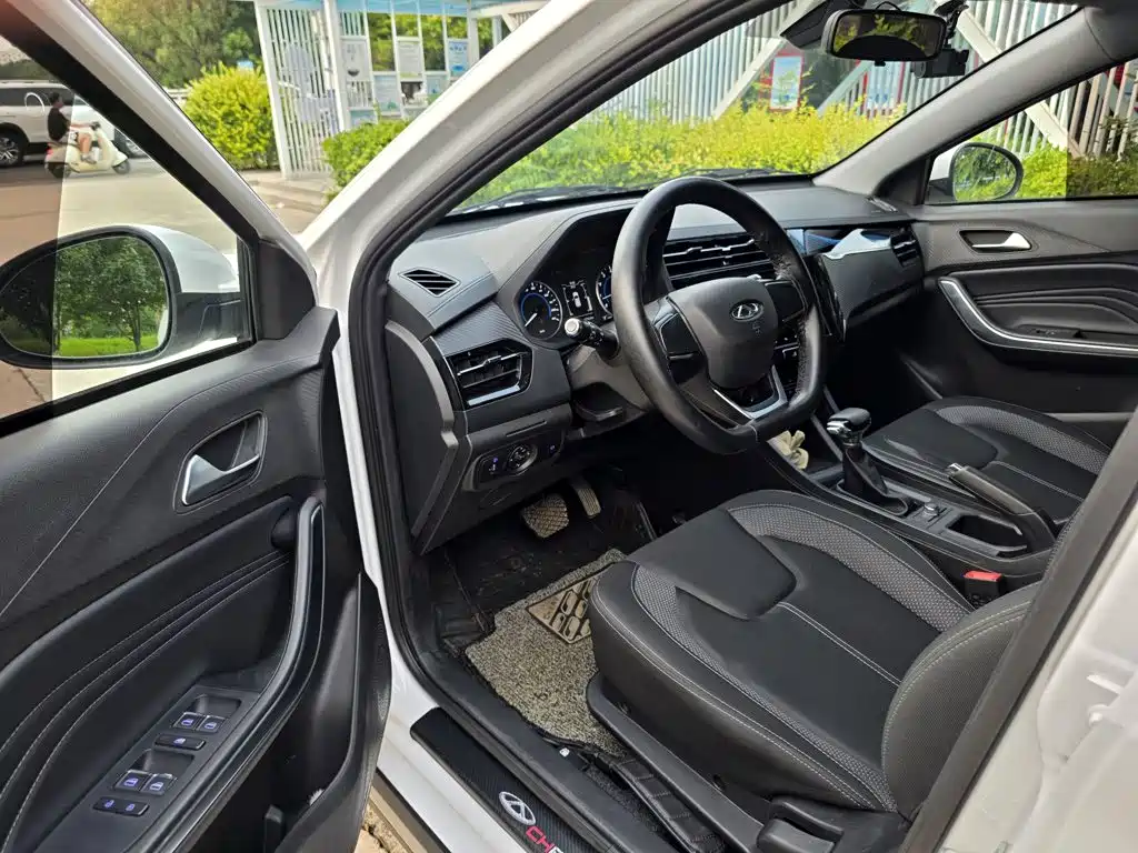 Chery Tiggo 3x 2024 — фото 25