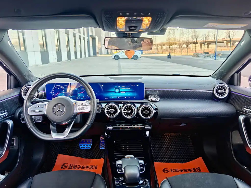 Mercedes-Benz A-Class 2020 — фото 15