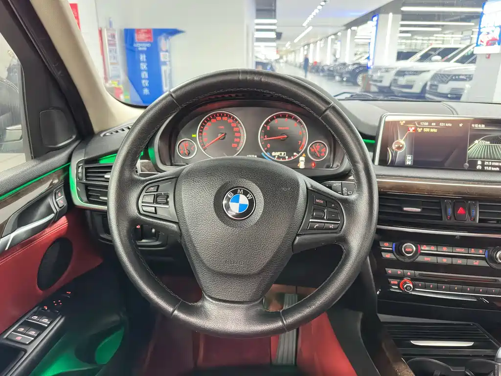 BMW X5 2016 — фото 13