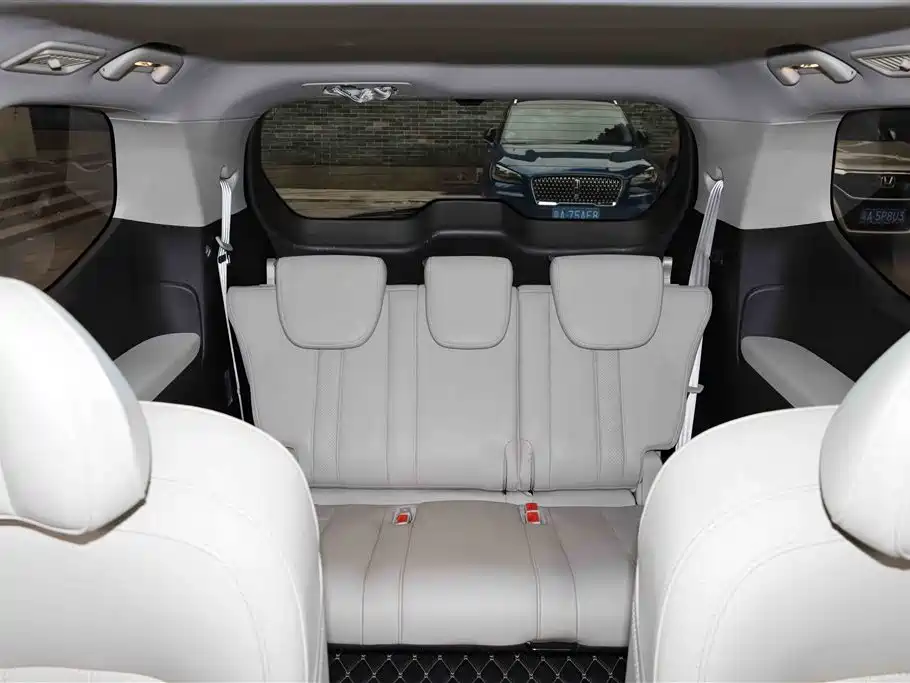 GAC Motor Trumpchi M6 2019 — фото 14