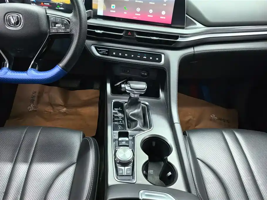 Changan CS75 PLUS 2019 — фото 16