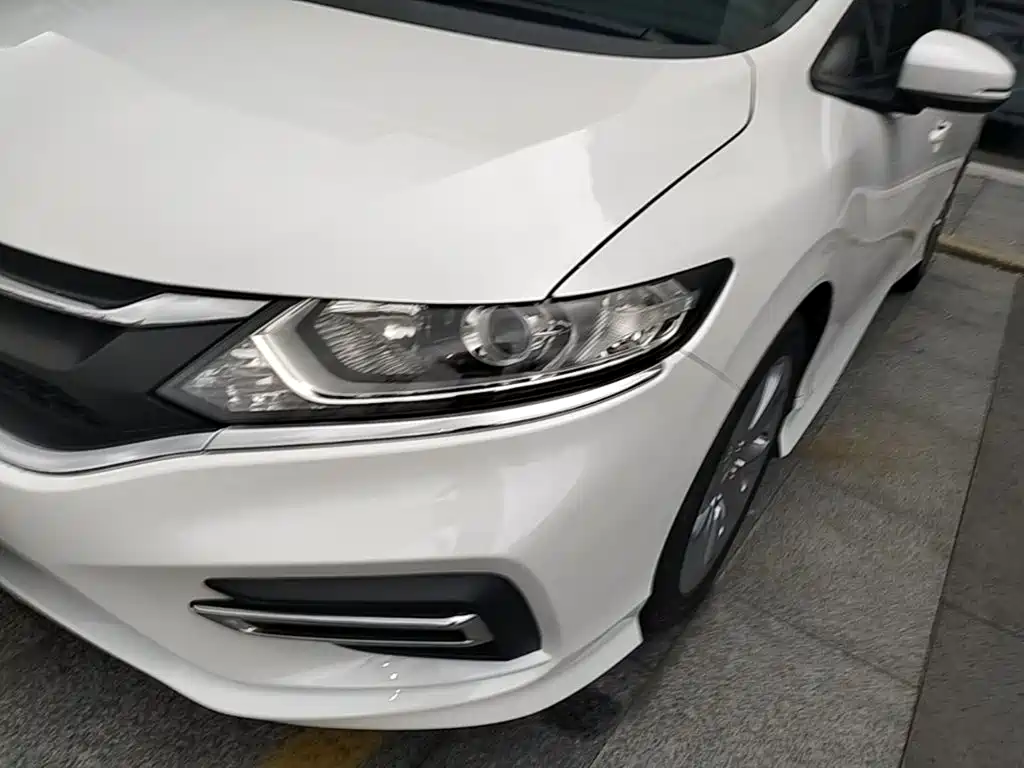 Honda Jade 2018 — фото 24