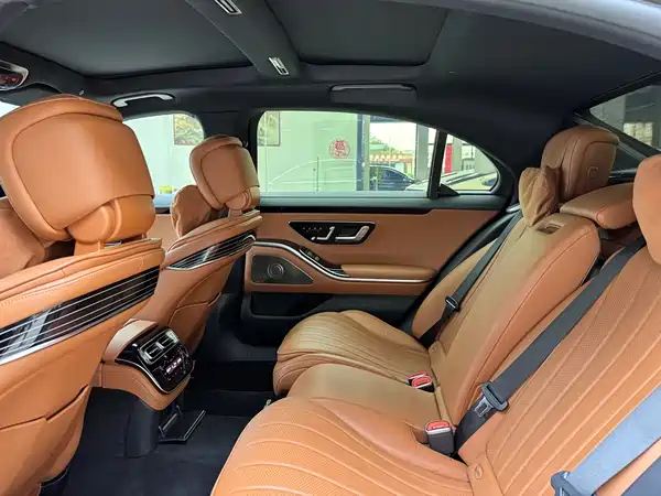 Mercedes-Benz S-Class 2023