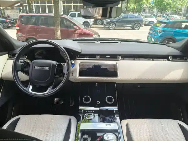 Land Rover Range Rover Velar 2017