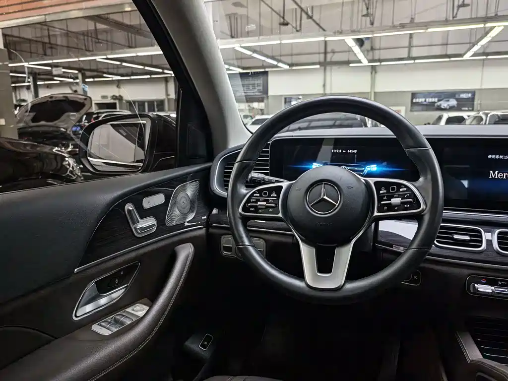 Mercedes-Benz GLE 2022 — фото 12