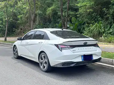 Hyundai Elantra 2021