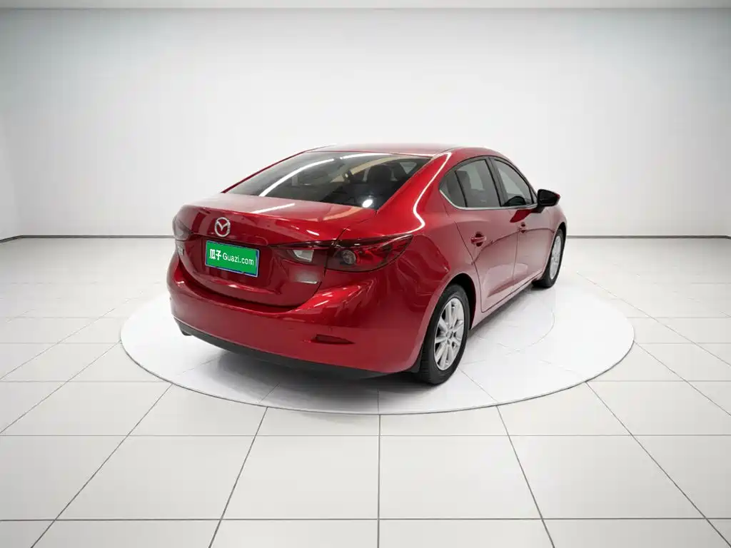 Mazda 3 Axela 2016 — фото 7