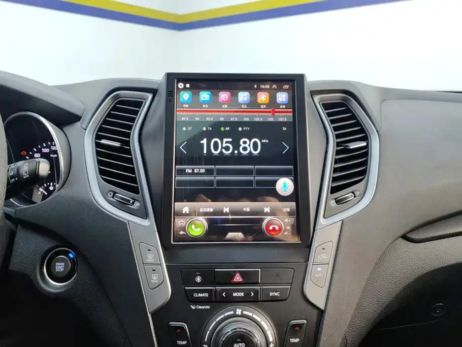 Hyundai Santa Fe 2018 — фото 13