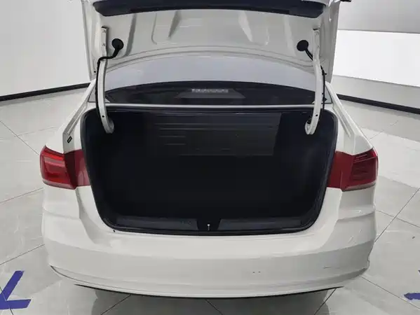 Volkswagen Santana 2021