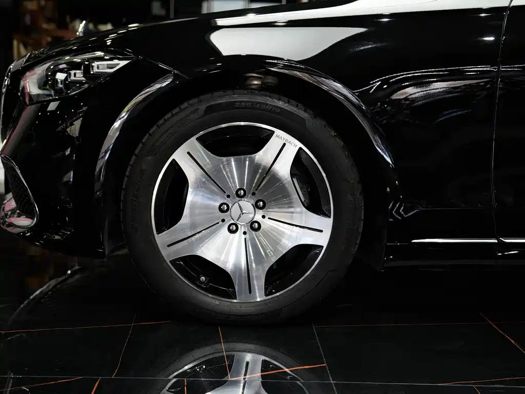 Mercedes-Benz Maybach S-Class 2023