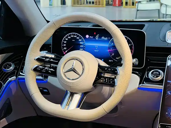 Mercedes-Benz S-Class 2023