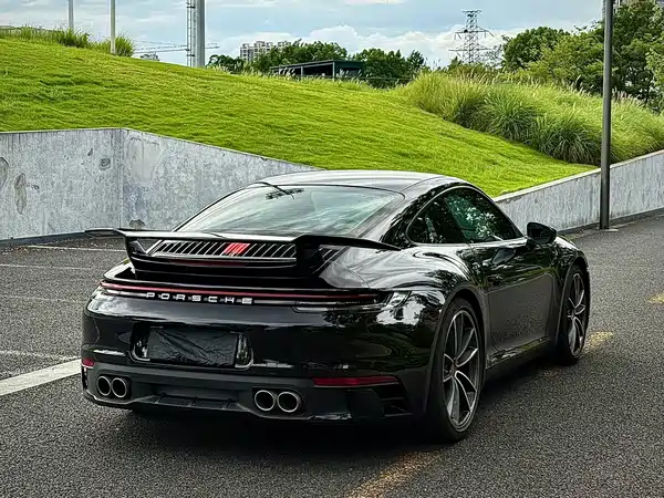 Porsche 911 2022
