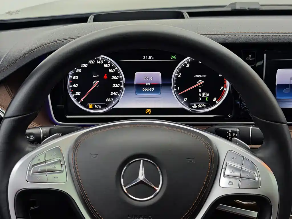 Mercedes-Benz S-Class 2016 — фото 17