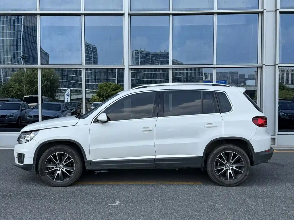 Volkswagen Tiguan 2016 — фото 3