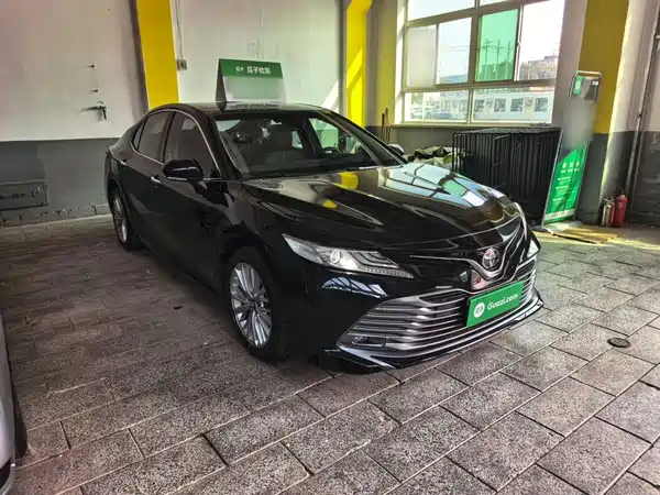 Toyota Camry 2019