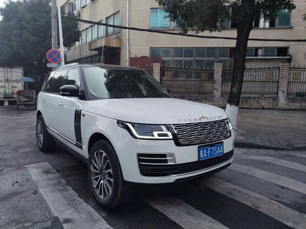 Land Rover Range Rover 2015 — фото 2