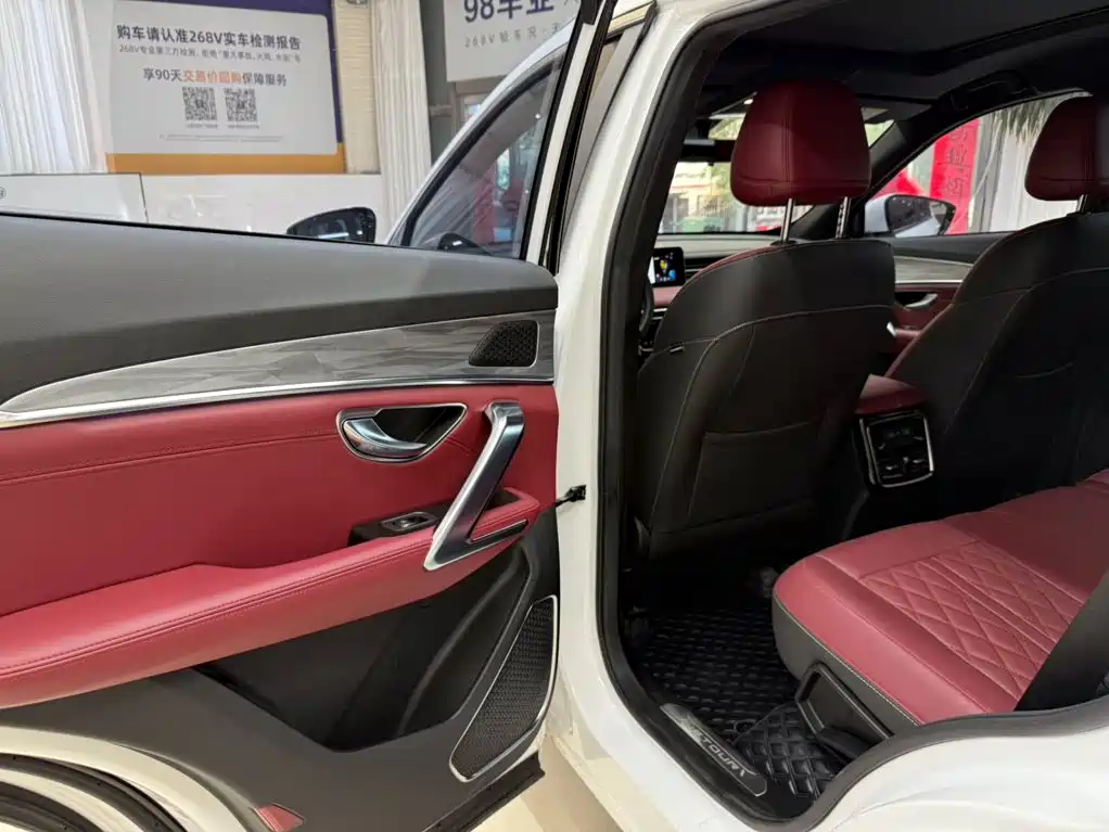 Jetour Jietu X70 PLUS 2024 — фото 17