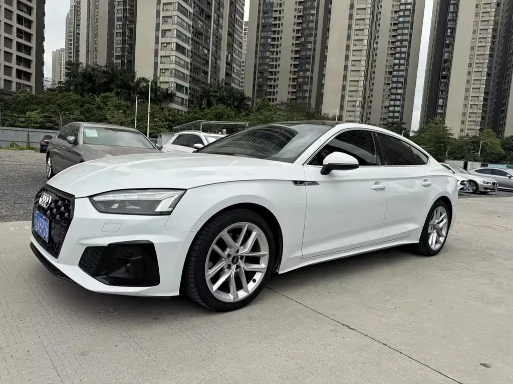Audi A5 2021 — фото 1
