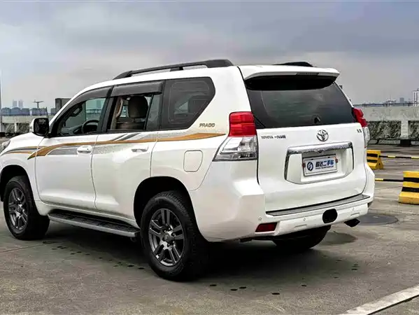 Toyota Prado 2010