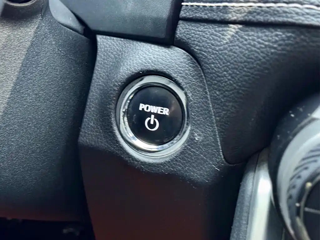 Toyota Wildlander 2023 — фото 22