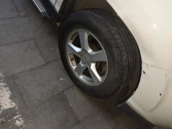 BYD S6 2014