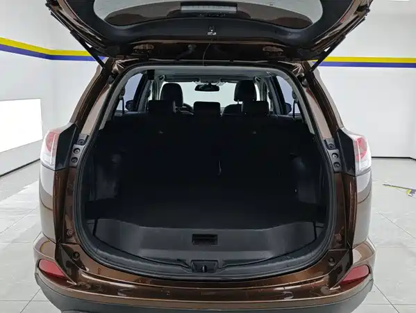 Toyota RAV4 2017