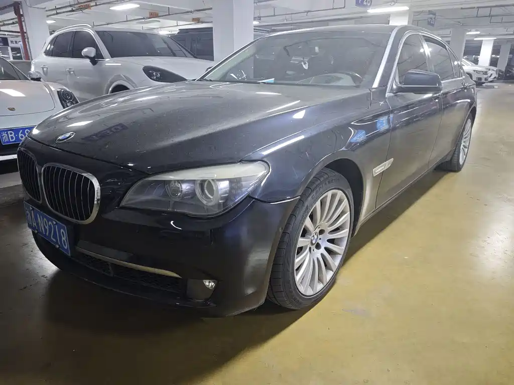 BMW 7 Series 2013 — фото 1