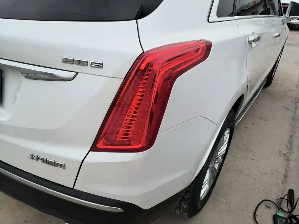 Cadillac XT5 2019 — фото 24