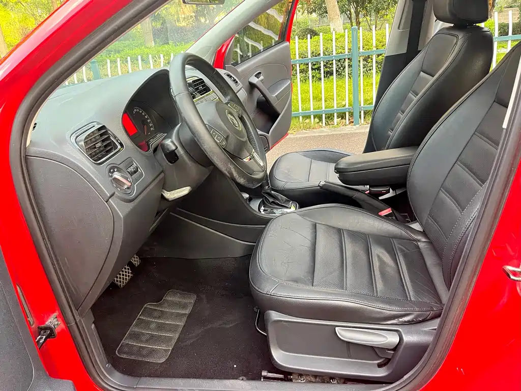 Volkswagen Polo 2014