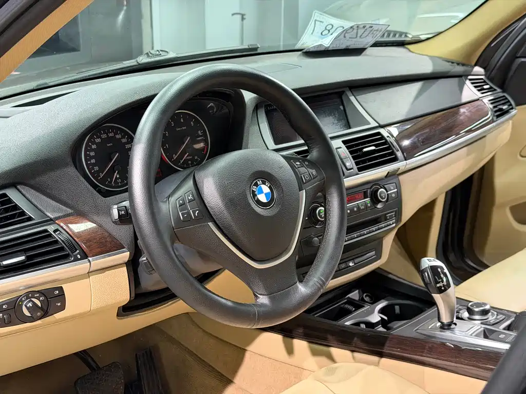 BMW X5 2011 — фото 12