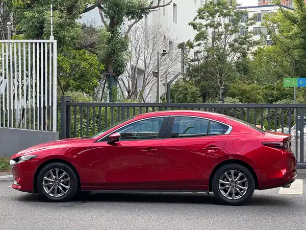 Mazda 3 Axela 2020