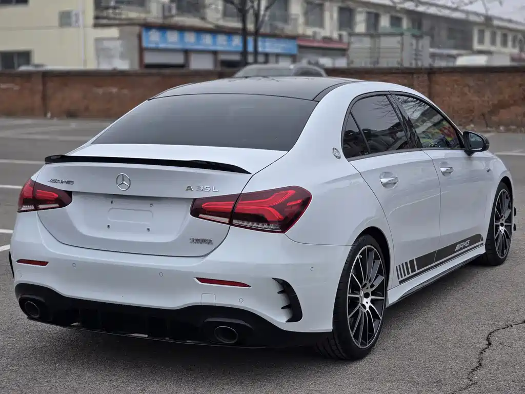 Mercedes-Benz A-Class AMG 2021 — фото 6