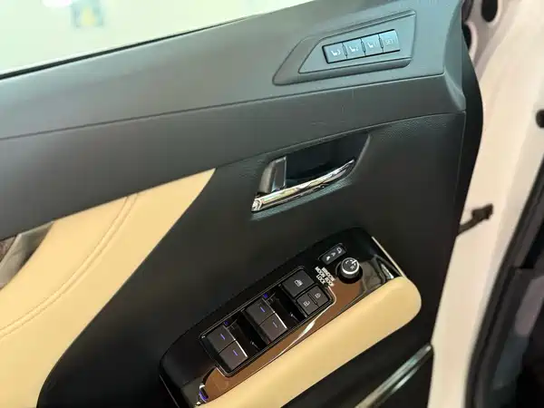 Toyota Alphard 2021