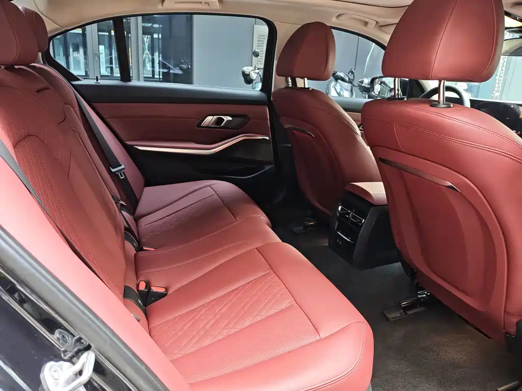 BMW i3 2023 — фото 13