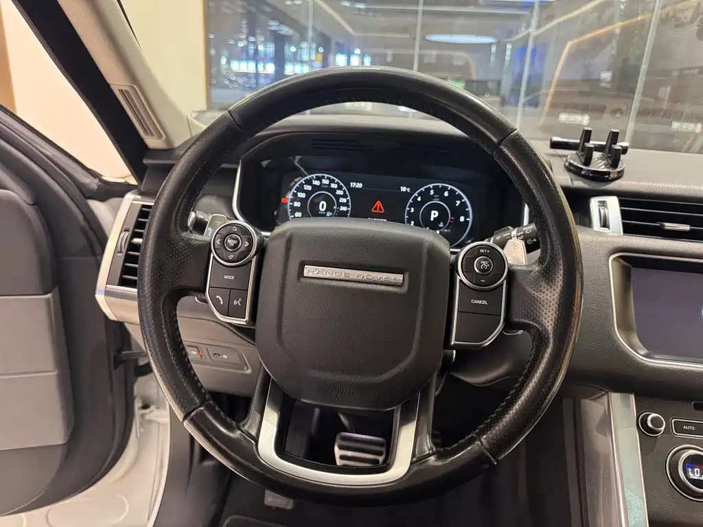 Land Rover Range Rover Sport 2018 — фото 9